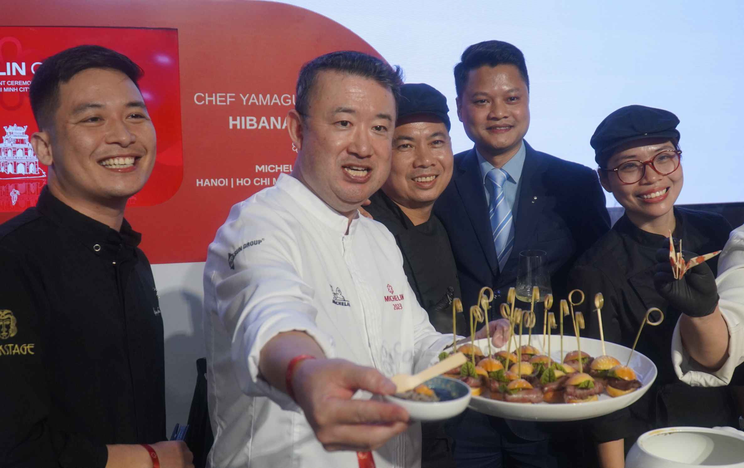 Các đầu bếp Michelin đã mang đến nhiều món ăn độc đáo tại Michelin Guide Vietnam 2026.