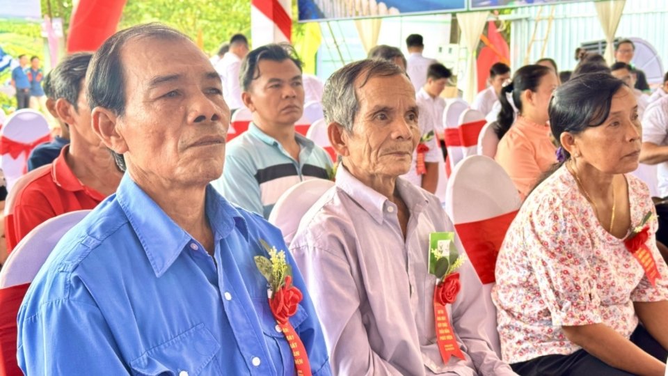 Ông Nguyễn Quỳnh Thiện - Phó Chủ tịch Ủy ban nhân dân tỉnh Vĩnh Long phát biểu chỉ đạo tại lễ động thổ dự án. Ảnh: Hoàng Lộc