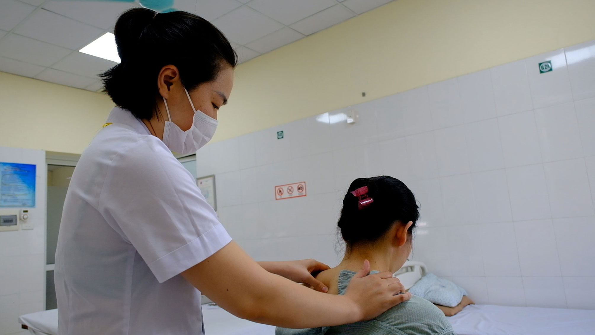 Rejuvenated neck and shoulder pain, doctors warn about the habit of abusing electronic devices.