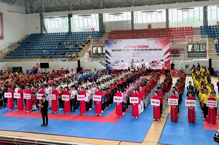 Many athletes participate in the 2026 National Youth Karate Championship in Thanh Hoa. Photo: Hoai Viet