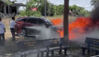 The scene of the fire caused severe damage to the front of the car. Photo: Duc Nguyen