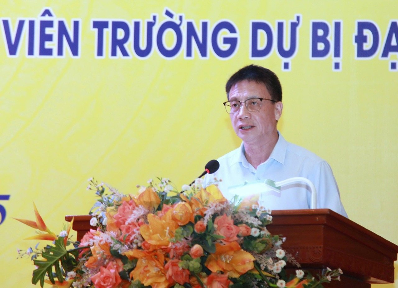 Mr. Nguyen Ngoc An, Member of the Presidium of the VGCL, Chairman of the Vietnam Education Union.