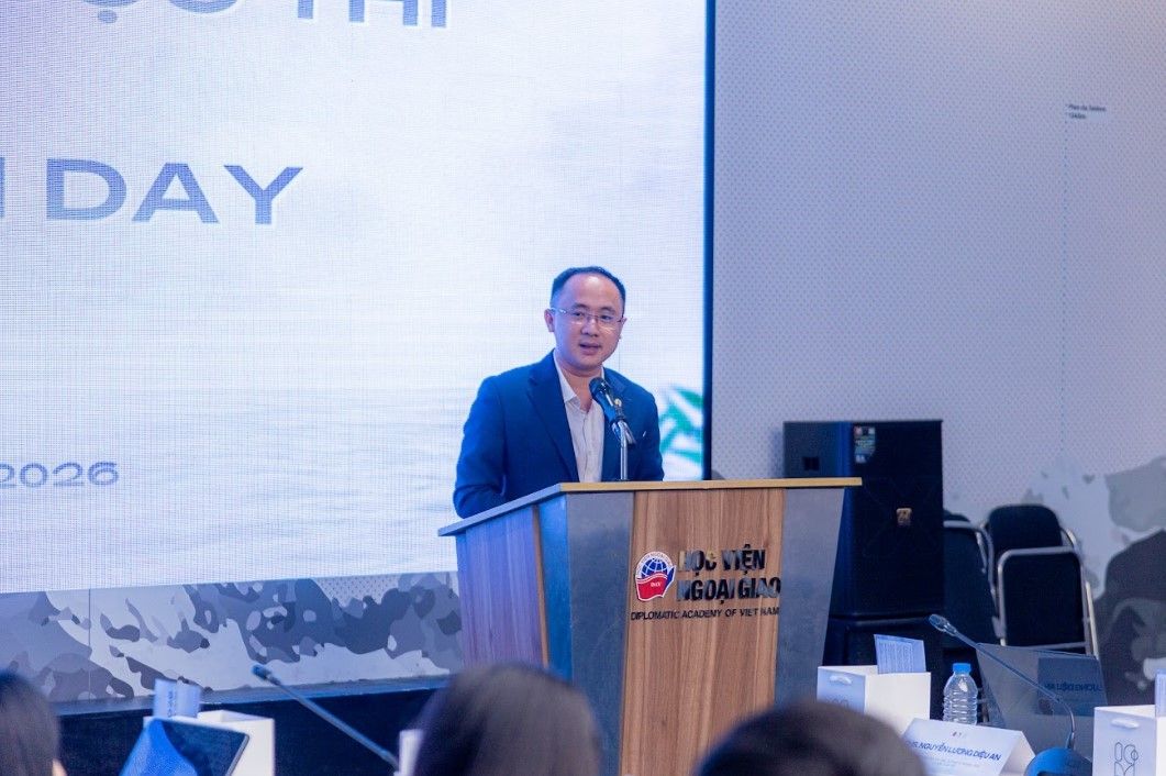 TS. Nguyễn Đồng Anh chia sẻ IC Master là nơi những ý tưởng sáng tạo được nuôi dưỡng, đồng thời phát hiện, bồi dưỡng những tài năng trẻ trong lĩnh vực truyền thông. Ảnh: BTC