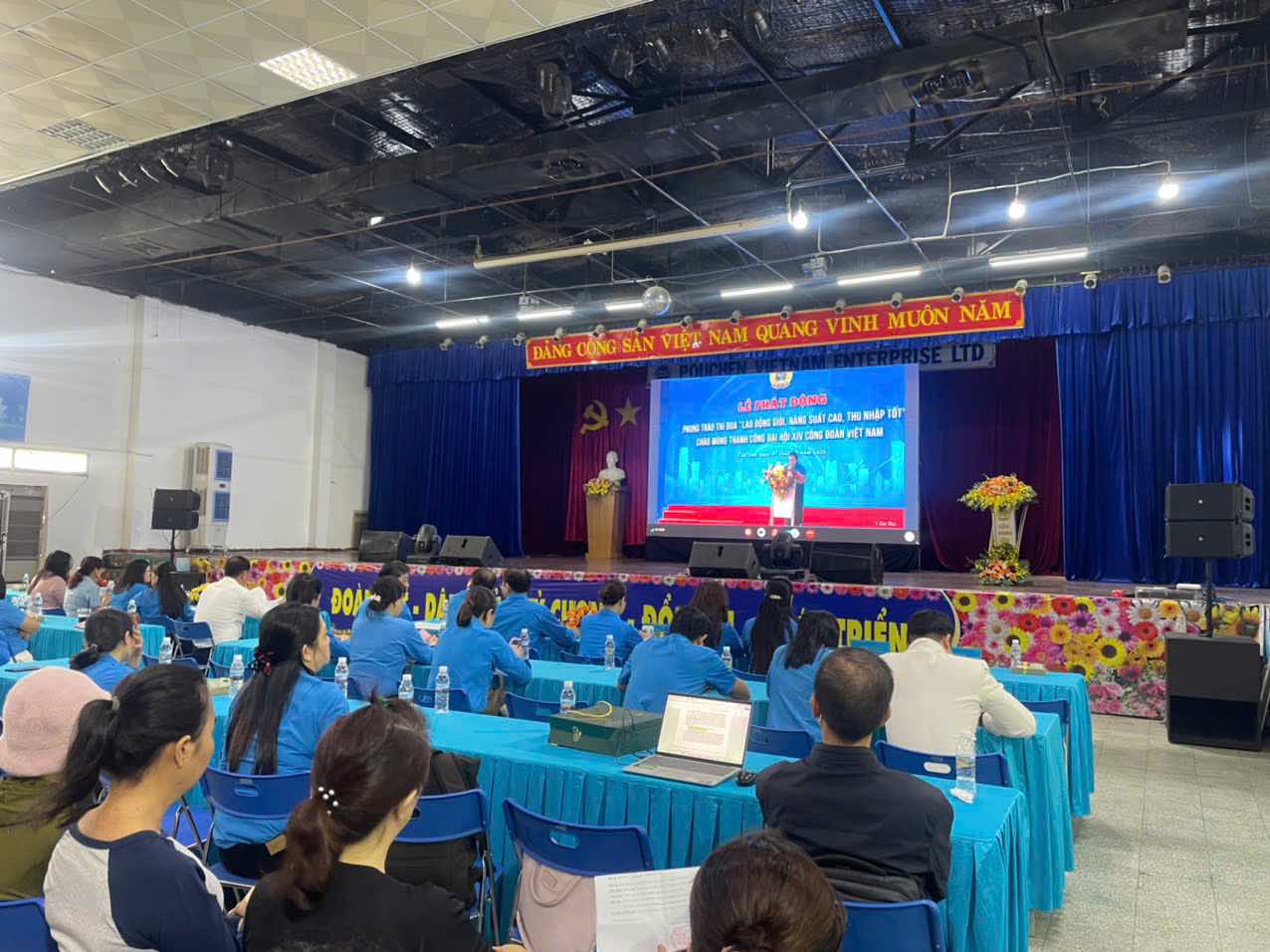 Launching emulation for good labor, high productivity, and good income in Dong Nai. Photo: HAC