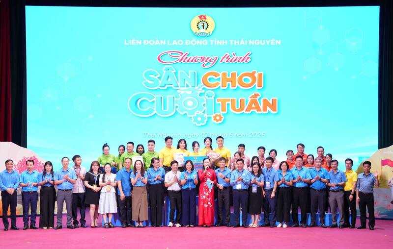 Organizing a weekend playground program for union members and workers. Photo: Thai Nguyen Trade Union