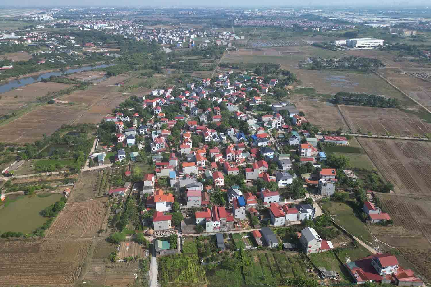 Một khu dân cư ở ngoại thành Hà Nội, tháng 10.2025. Ảnh: Sóng Hữu 