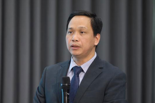 Dr. Nguyen Quoc Viet - public policy expert, lecturer at Hanoi National University of Economics - VNU emphasized the role of the "four houses" linkage in green transition and renewable energy. Photo: Tuyet Lan