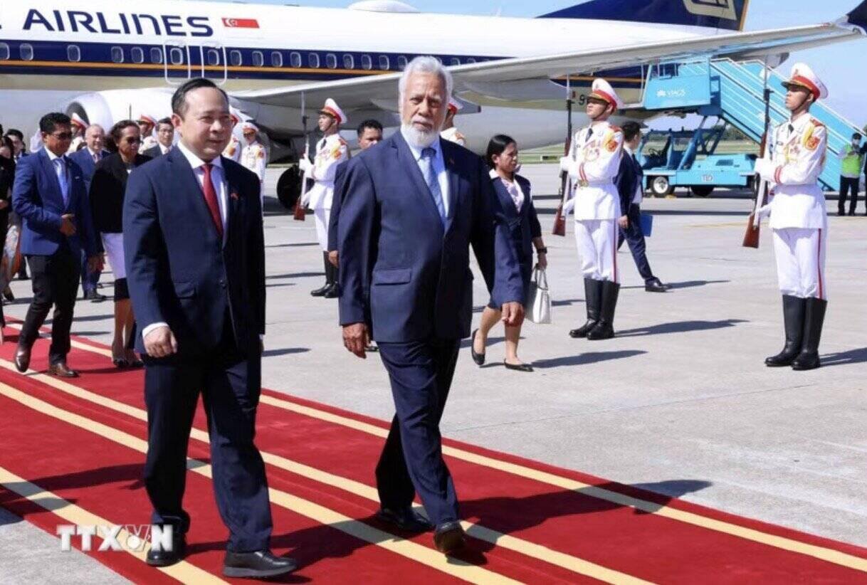 Welcoming ceremony for Prime Minister of Timor Leste Kay Rala Xanana Gusmao at Noi Bai International Airport in the afternoon of June 7. Photo: VNA