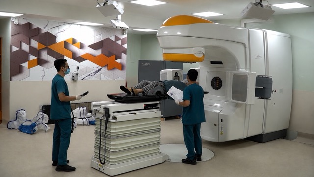 Applying AI technology in diagnostic imaging to further support doctors. Photo: Nguyen Ly