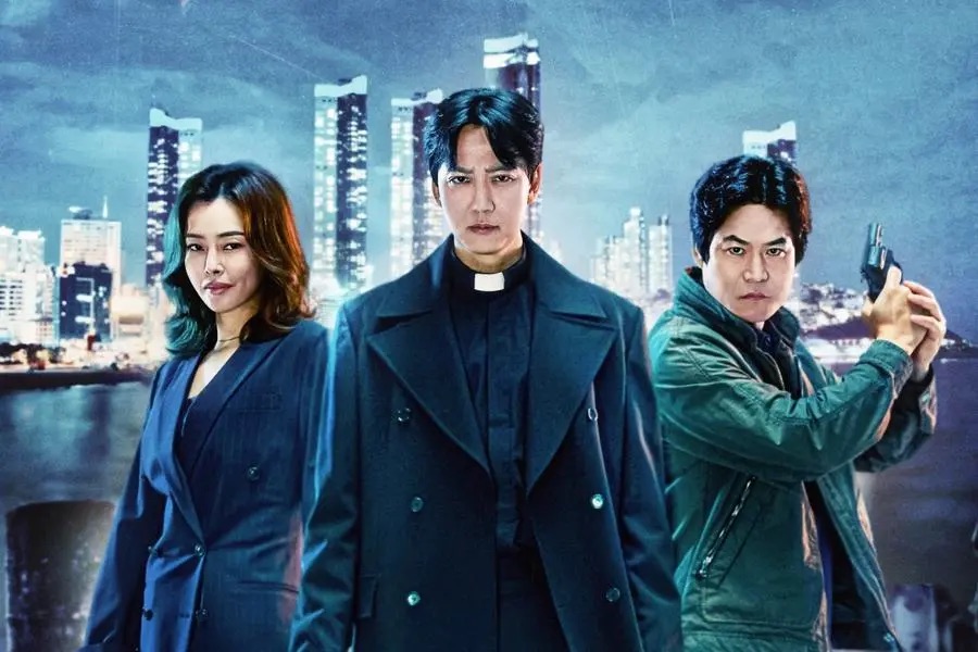 Kim Nam Gil trong “Linh mục nhiệt huyết“. Ảnh: Nhà sản xuất