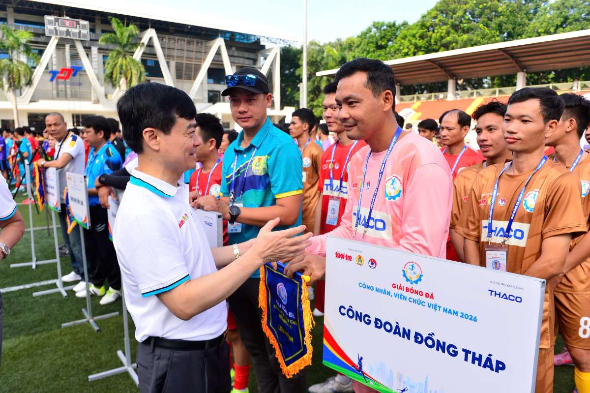 Giải bóng đá công nhân, viên chức 2026 là ngày hội của công nhân lao động trên khắp cả nước. Ảnh: Định Quang