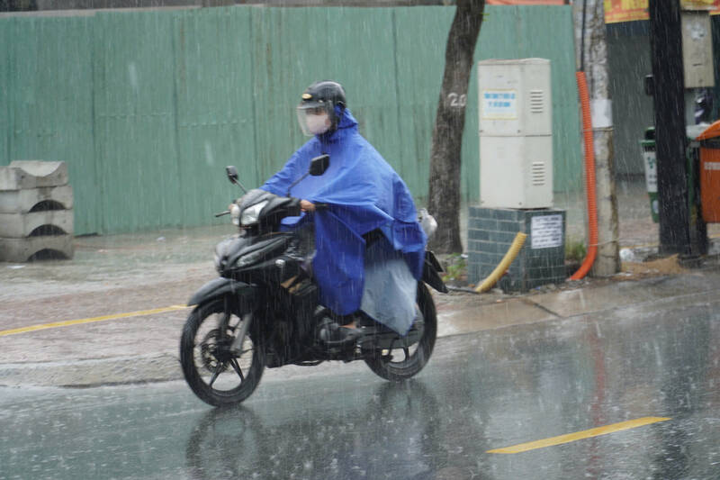 The Southern region maintains thunderstorms in the afternoon and evening. Photo: Thai Bao