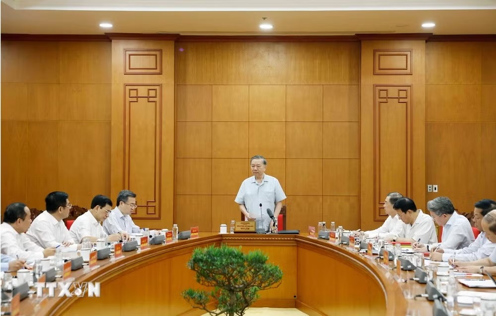 Tổng Bí thư, Chủ tịch nước Tô Lâm chủ trì buổi làm việc. Ảnh: TTXVN