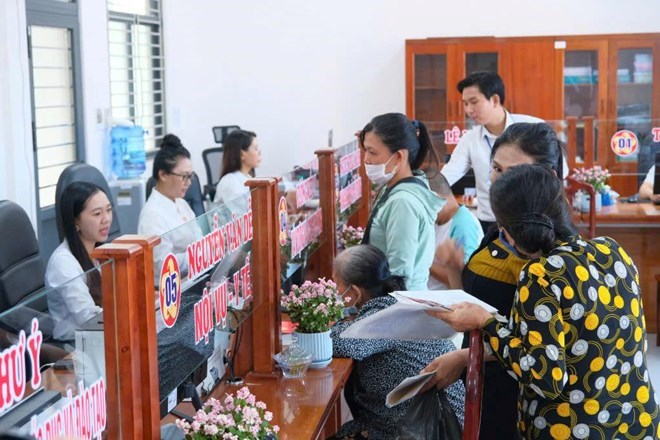 Clearly stipulating the responsibilities of provincial-level People's Committees and commune-level People's Committees in state management of social insurance to ensure decentralization and delegation of power. Photo: Phong Linh.