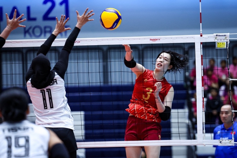 The Vietnamese women's volleyball team defeated Indonesia at the AVC Cup 2026. Photo: VFV