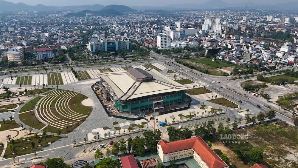 Overview of the Thua Thien Hue Cultural and Sports Square Project which is in the final sprint phase. Photo: Phuc Dat