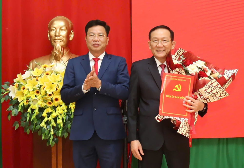 The Standing Committee of the Lam Dong Provincial Party Committee organized a Conference to announce decisions on personnel work in Hiep Thanh commune. Photo: Lamdong.gov.vn