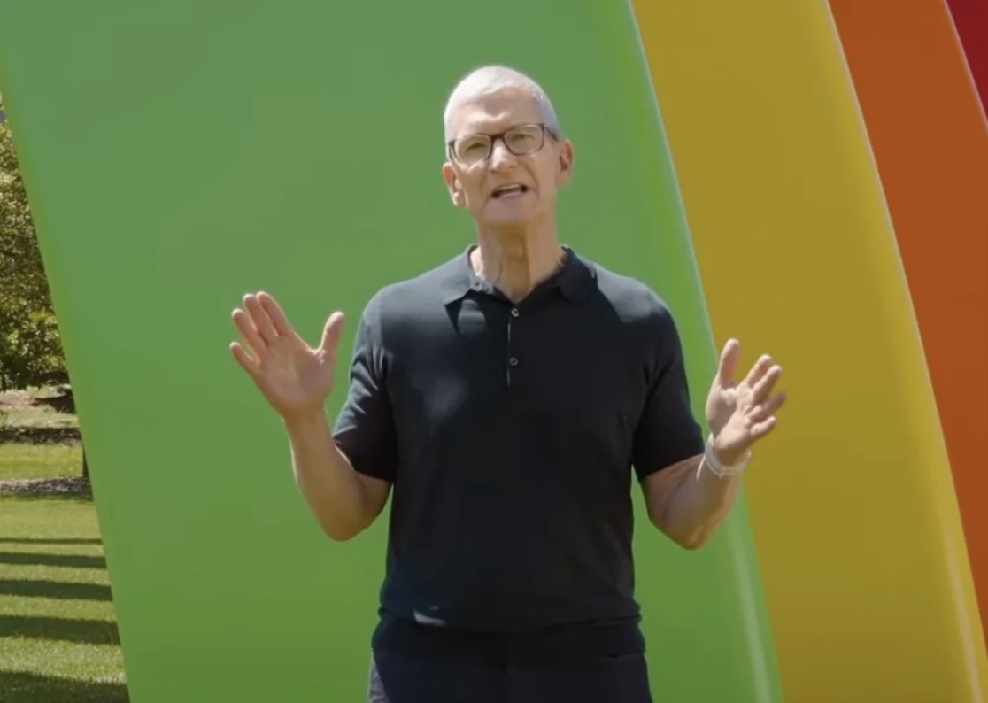 Tim Cook closes Apple CEO's journey with a message about the future