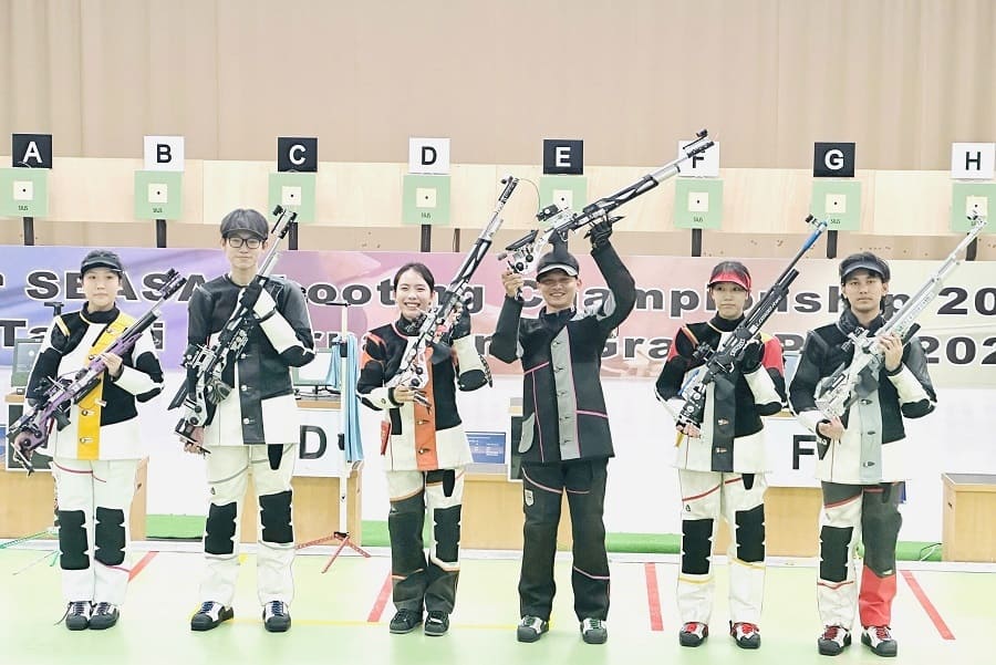 Vietnamese shooting team shooter wins 10m mixed team air rifle gold medal on June 9. Photo: Vietnamese shooting team