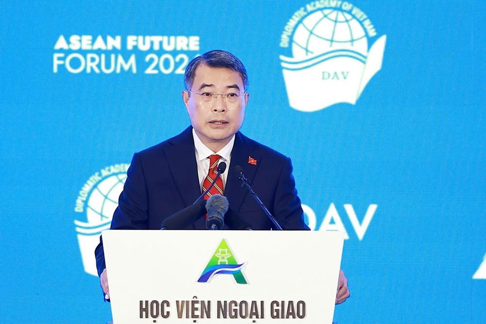 Politburo Member, Prime Minister Le Minh Hung delivers the opening speech of the ASEAN Futures Forum 2026. Photo: VNA