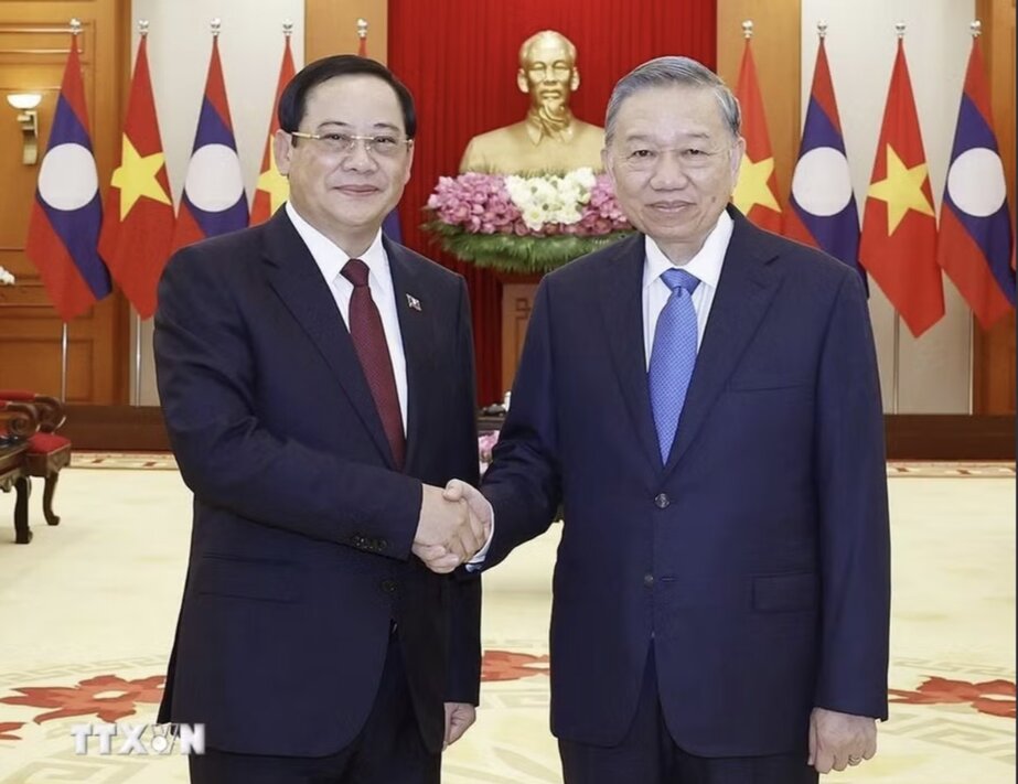 General Secretary and President To Lam requested Vietnam - Laos to prioritize promoting strategic cooperation projects on transportation, energy, agriculture, and digital transformation. Photo: VNA