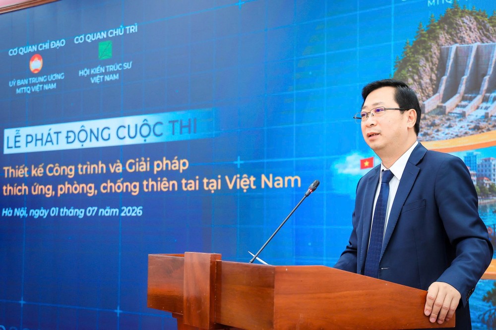 Mr. Cao Xuan Thao - Vice Chairman of the Central Committee of the Vietnam Fatherland Front speaks at the launching ceremony. Photo: VFF