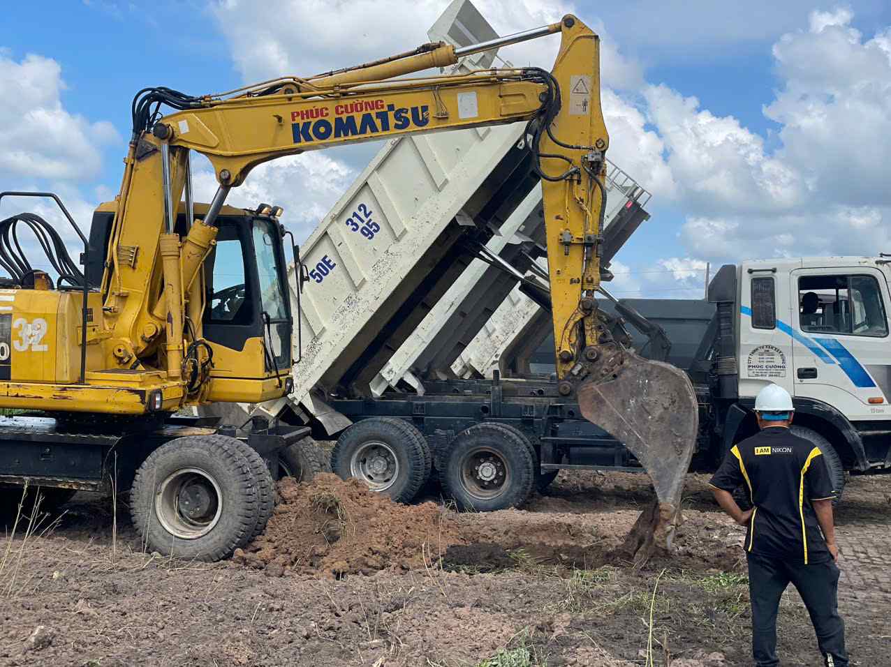Commencement of construction of An Tay Industrial Resettlement Area project. Photo: Dinh Trong