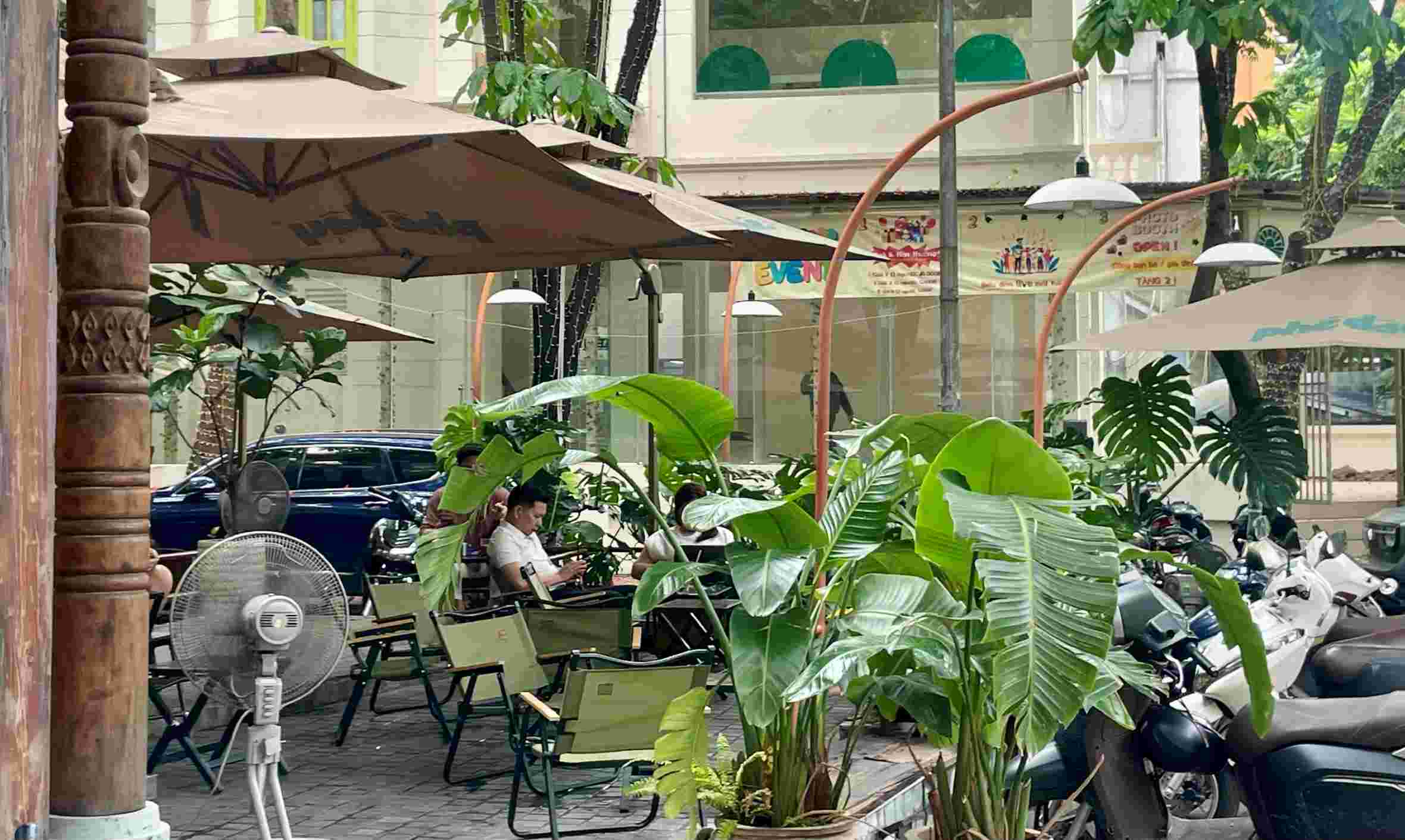 À partir de 1,7, les frais de droits d'auteur musicaux dans les cafés ont changé. Photo: Minh Chính