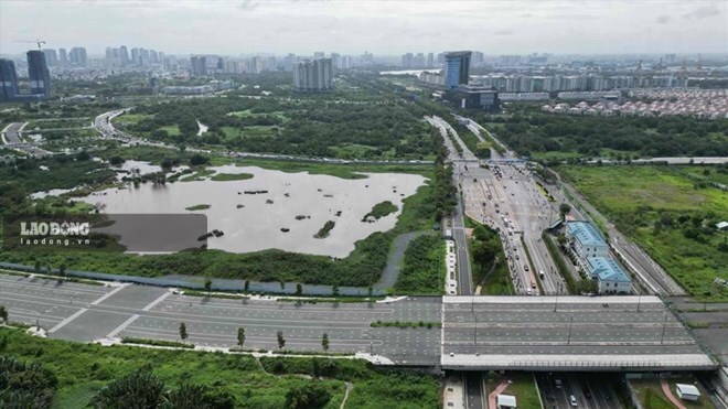 The land price adjustment coefficient in Ho Chi Minh City has just been officially issued. Photo: Anh Tu