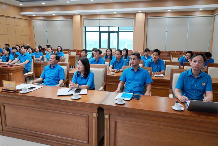 Toàn cảnh buổi lễ phát động. Ảnh: LĐLĐ tỉnh Phú Thọ