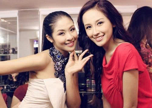 Mai Phuong Thuy and Dang Thi Ngoc Han. Photo: HHVN BTC
