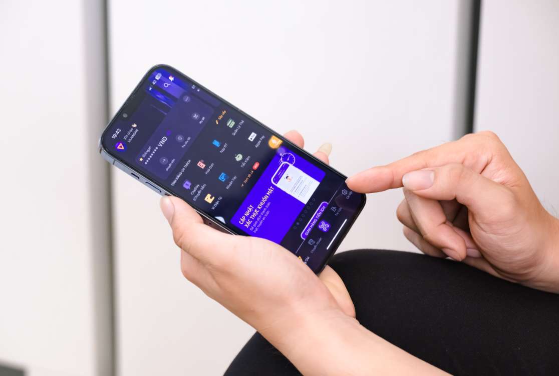 App TPBank hiện đã tích hợp nộp thuế online, đồng thời liên kết với phần mềm quản lý bán hàng và tạo chữ ký số. Ảnh: TPBank