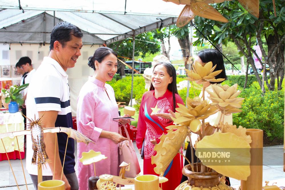 Da Nang Fine Arts Festival 2026 brings a creative space, connecting artists with art-loving audiences. Photo: Thanh Huyen