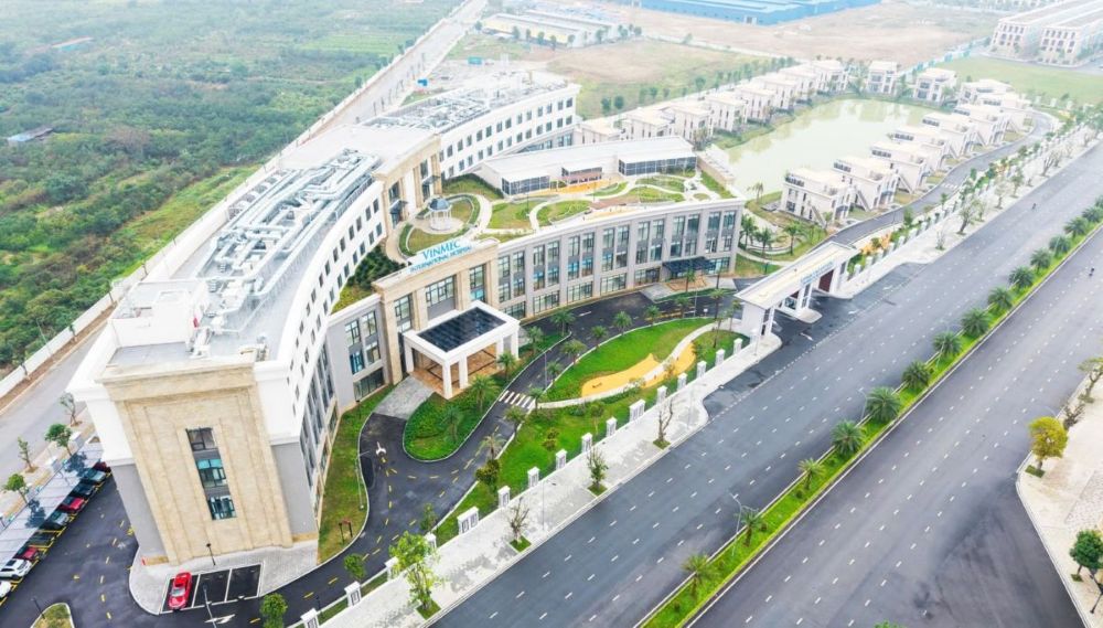 Cư dân Vịnh Xanh chuyển vào ở sớm trước ngày 31/12/2026 sẽ được hưởng ưu đãi lên tới 50% phí khám tại Vinmec Ocean Park 2