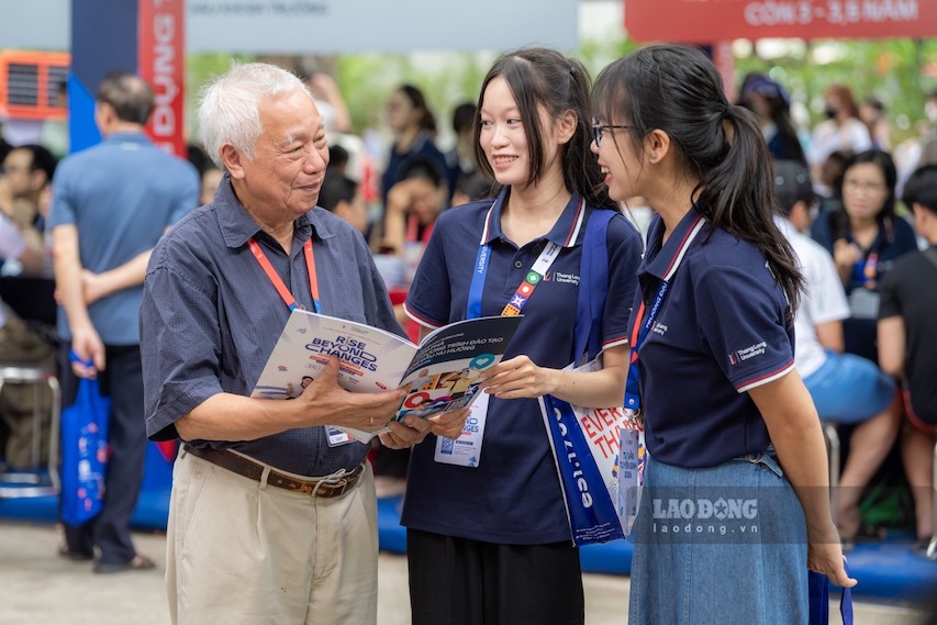 GS.TSKH Hà Huy Khoái - Viện trưởng Viện Toán học và Khoa học ứng dụng Thăng Long Trưởng Khoa Công nghệ thông tin, Trường Đại học Thăng Long. Ảnh: Tường Vân