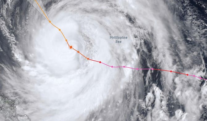 Satellite images show the strength of Typhoon Ba Vi. Photo: Zoom Earth