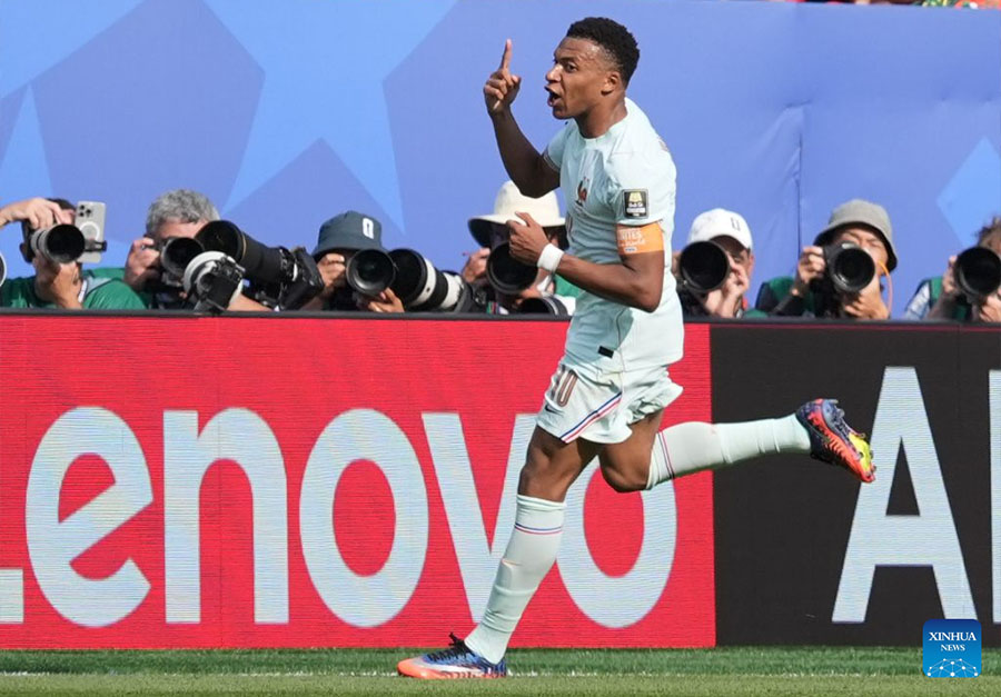 Kylian Mbappe tiếp tục lập công. Ảnh: Xinhua