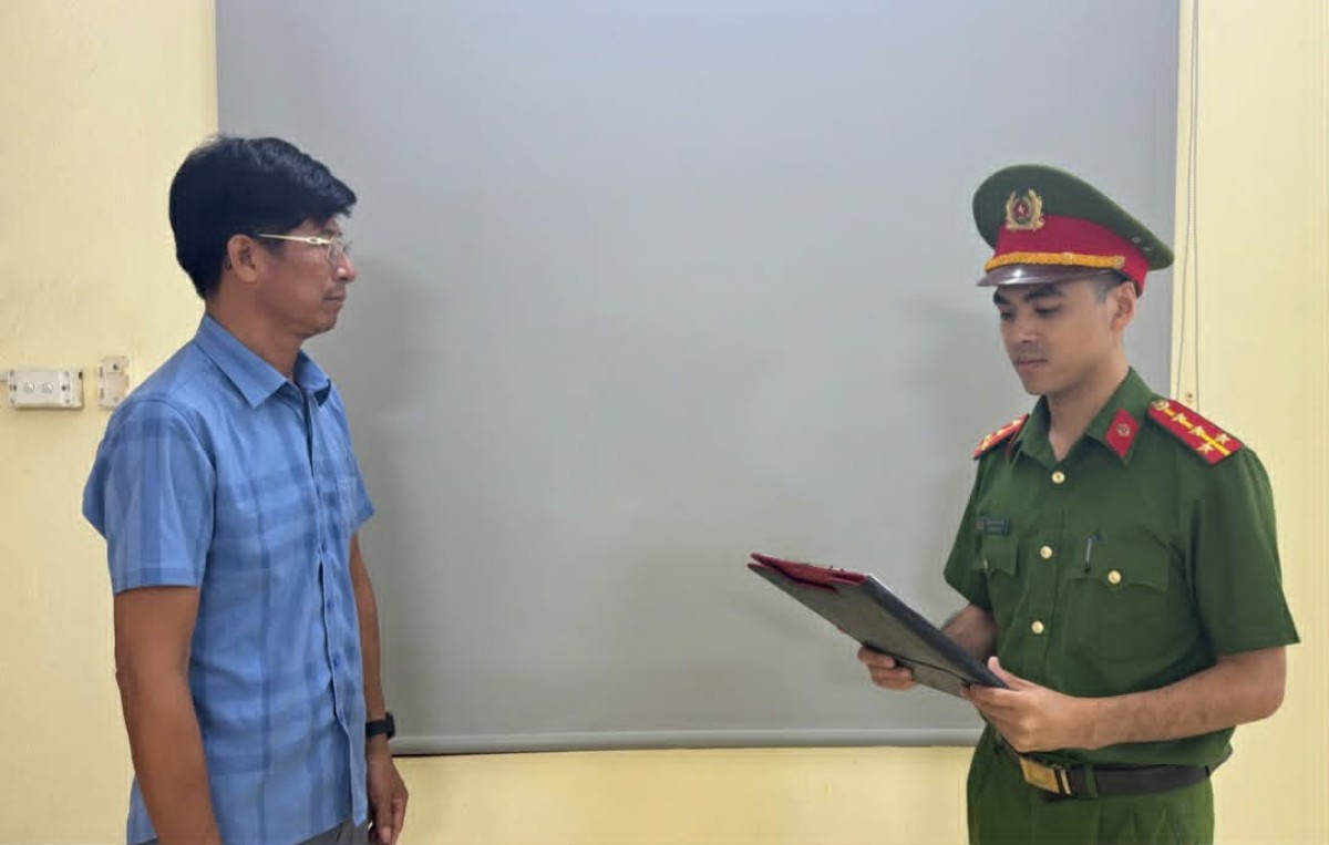 Trần Quốc Tuấn tại cơ quan Công an. Ảnh: Công an tỉnh Ninh Bình