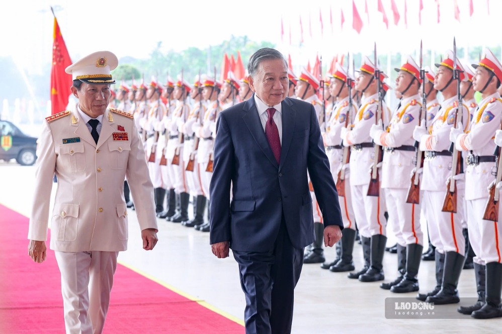 General Secretary and President To Lam attends the 80th Anniversary of the Traditional Day of the People's Security Forces. Photo: Dinh Hai