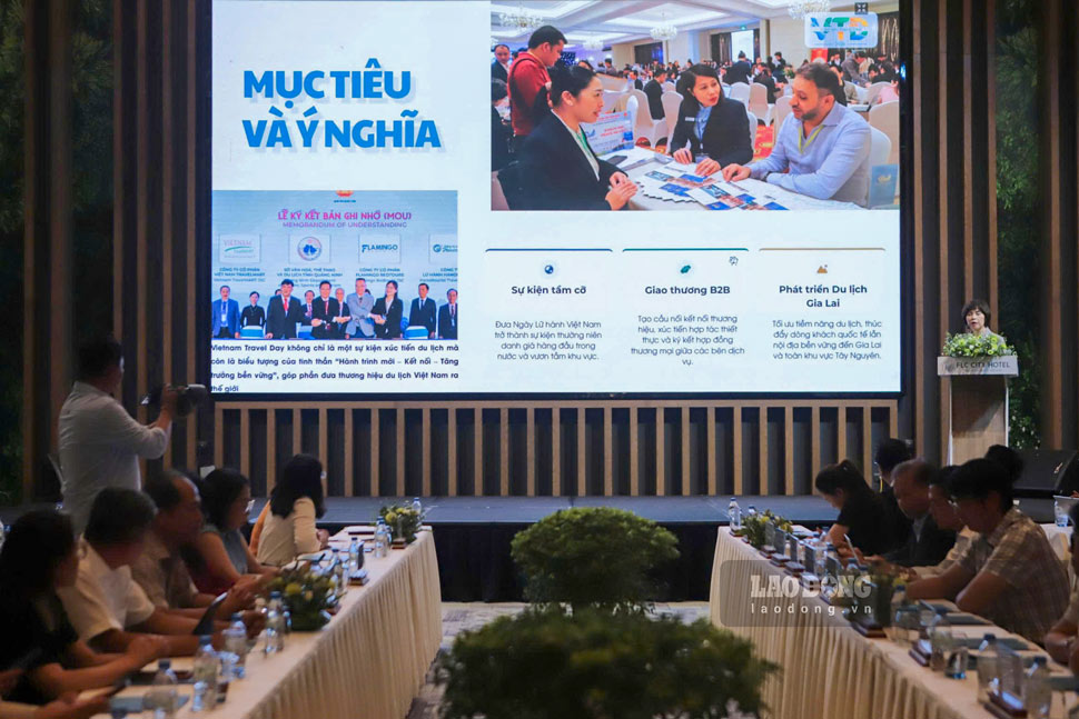 Quang cảnh buổi họp báo. Ảnh: Hoài Phương