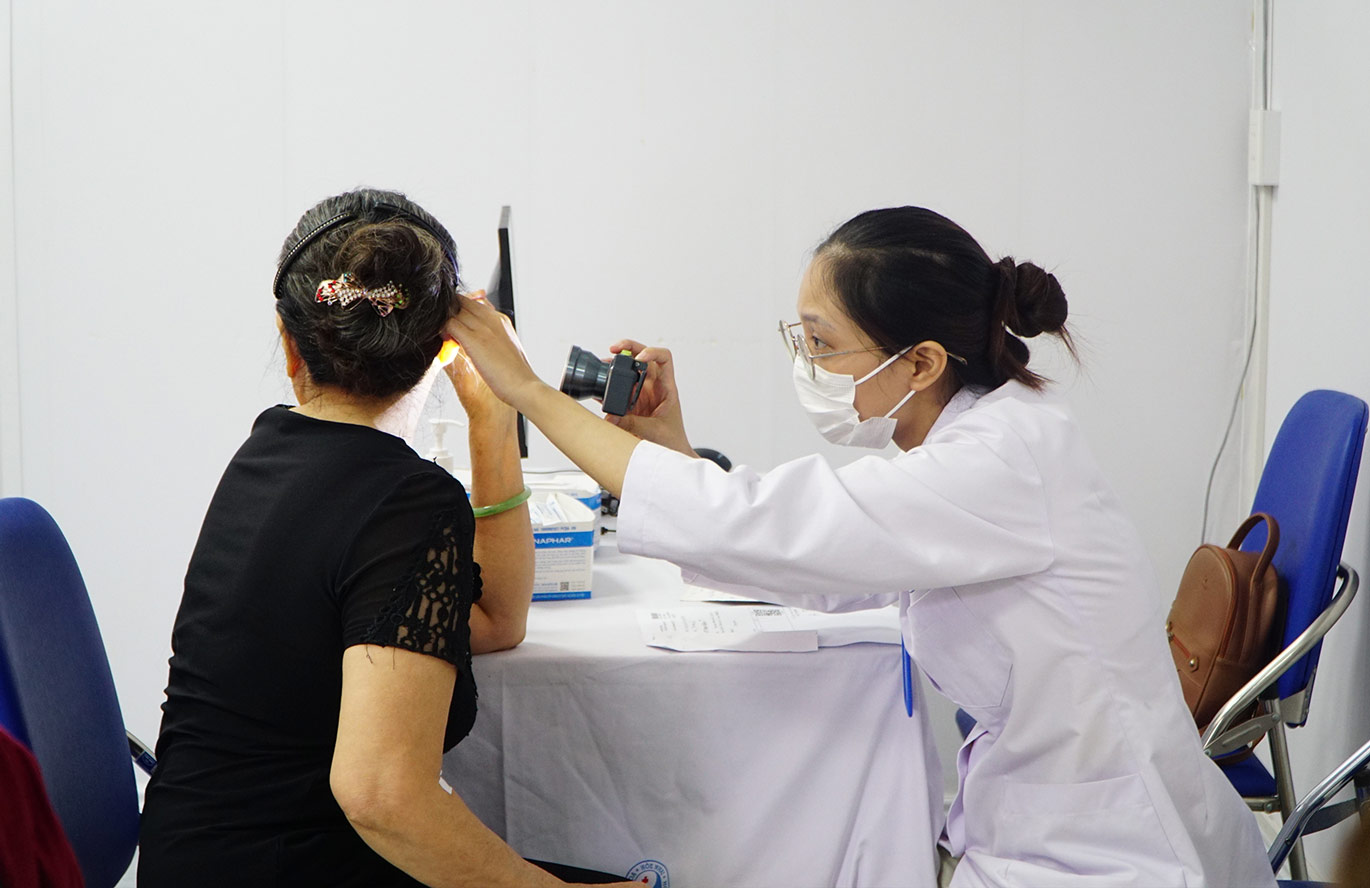 Periodic health check-ups will help increase the chance of early detection of the disease. Photo: BVCC