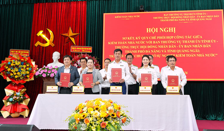 Kiểm toán Nhà nước ký Quy chế phối hợp với tỉnh Quảng Ngãi. Ảnh: KTNN