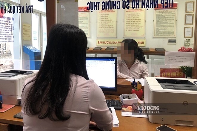 Civil servants who are subject to training costs compensation must comply with the agreement and other requirements of the civil servant management agency. Photo: Que Chi