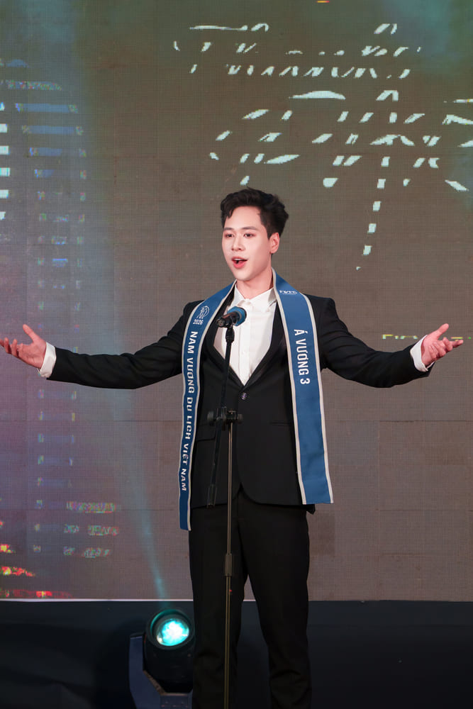 Đây chính là tiết mục giúp Minh Tuấn giành giải thưởng The Best Talent tại cuộc thi Hoa hậu & Nam vương Du lịch Việt Nam 2026. Ảnh: Nhân vật cung cấp