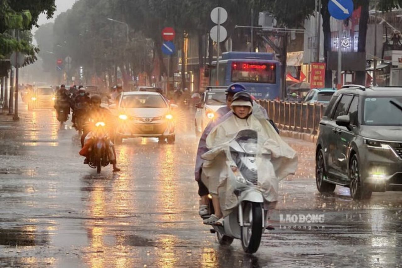 Prévisions de pluie et d'orages dans le Sud cet après-midi et cette nuit 12. 7. Photo: Thai Bao