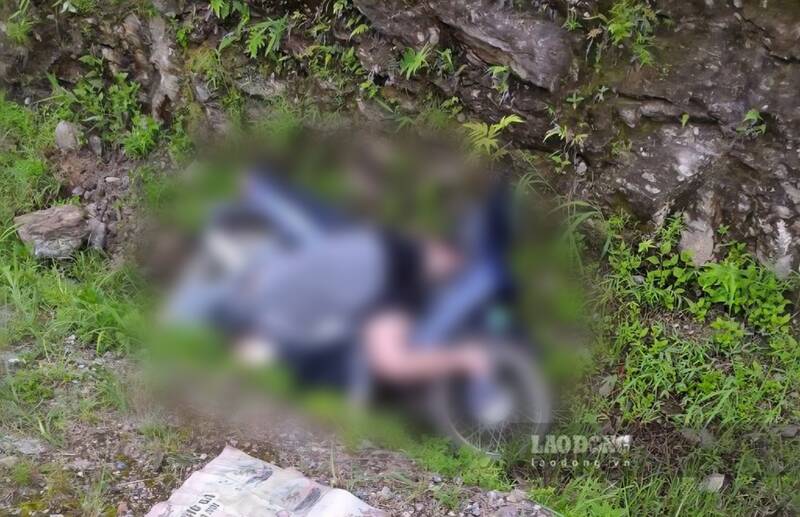 被害者の遺体が発見された現場。写真:ドゥック・タン