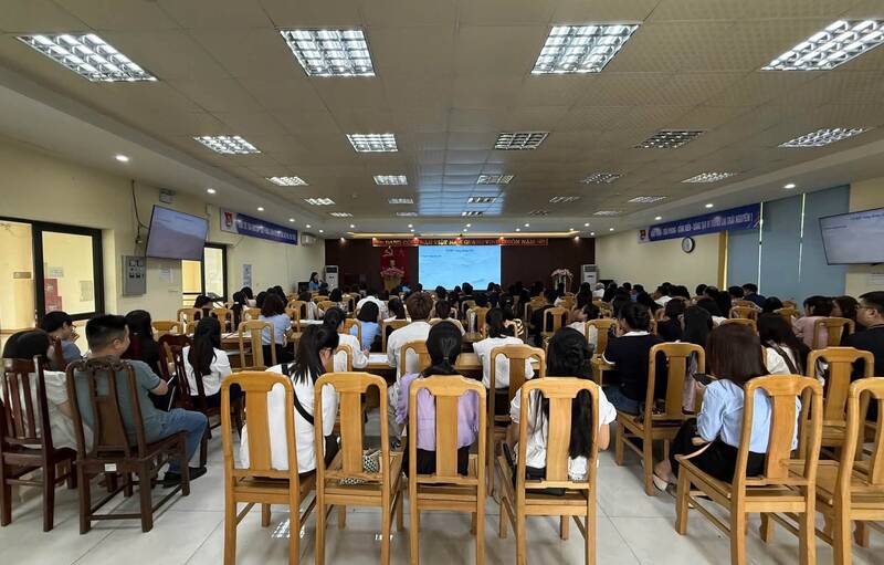 Toàn cảnh chương trình tập huấn. Ảnh: Công đoàn Thái Nguyên