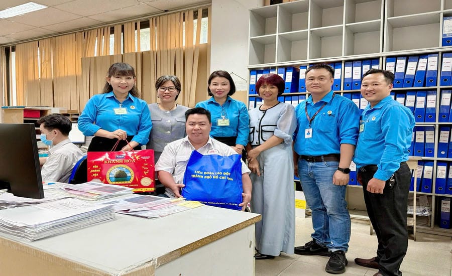 Mr. Nguyen Thanh Dien is always encouraged and supported by Trade Union levels. Photo: Provided by Ho Chi Minh City Trade Union