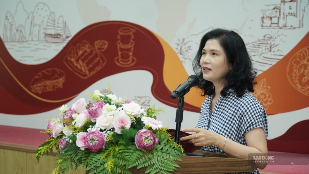 Phó Viện trưởng Viện Văn hóa, Nghệ thuật, Thể thao và Du lịch Việt Nam phát biểu tại hội thảo. Ảnh: Minh Vũ