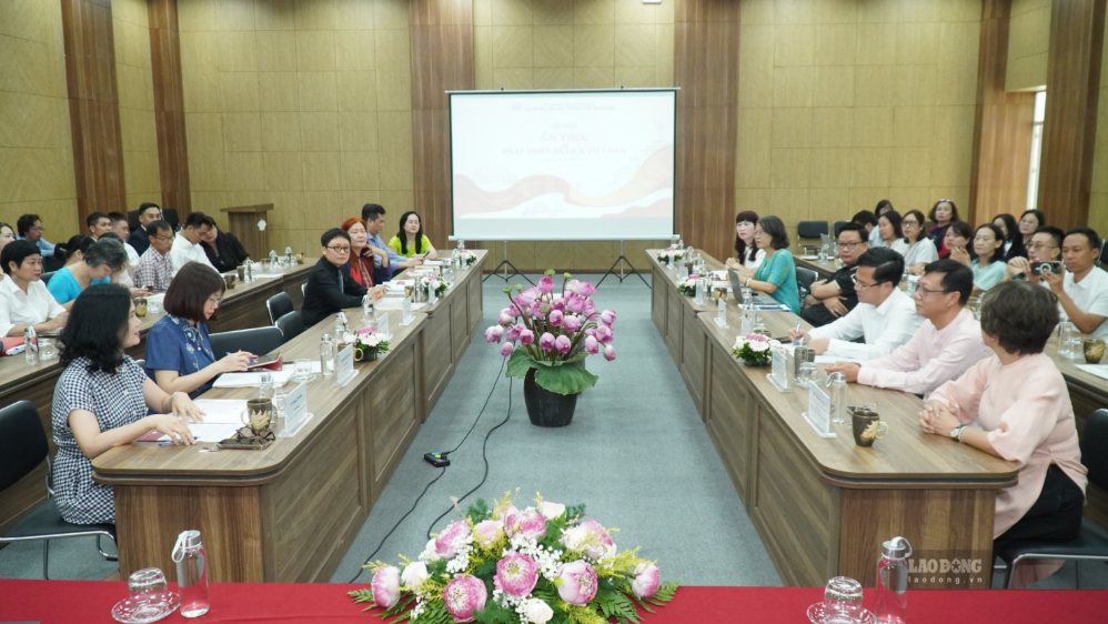 The conference focused on discussing the role of cuisine in sustainable tourism development and improving the competitiveness of Vietnamese destinations. Photo: Minh Vu